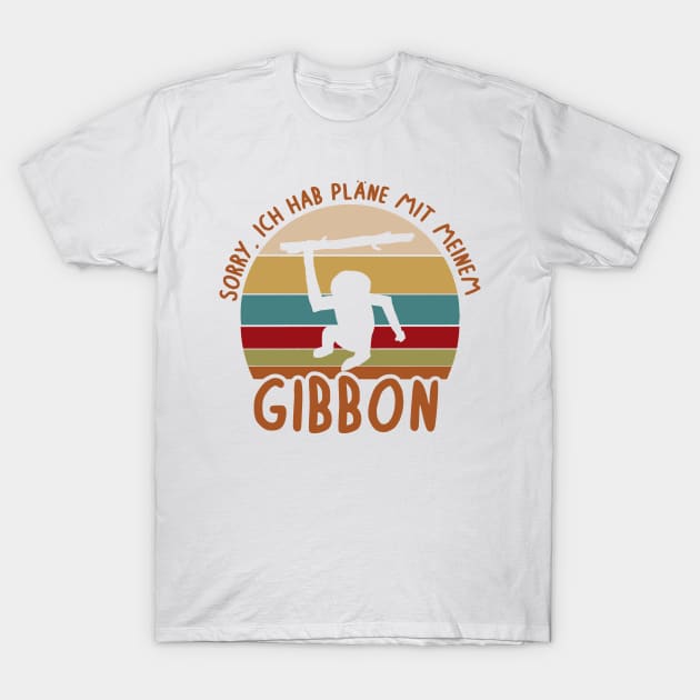 Sunset Retro Gibbon Pläne Tiere Design Fan T-Shirt by FindYourFavouriteDesign